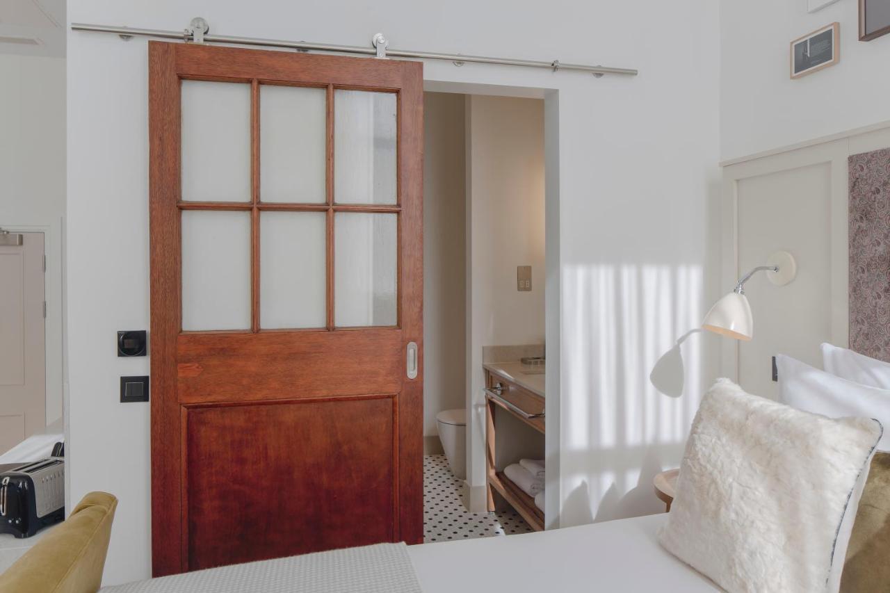 Апарт отель Cheval Old Town Chambers Эдинбург Экстерьер фото A sliding door